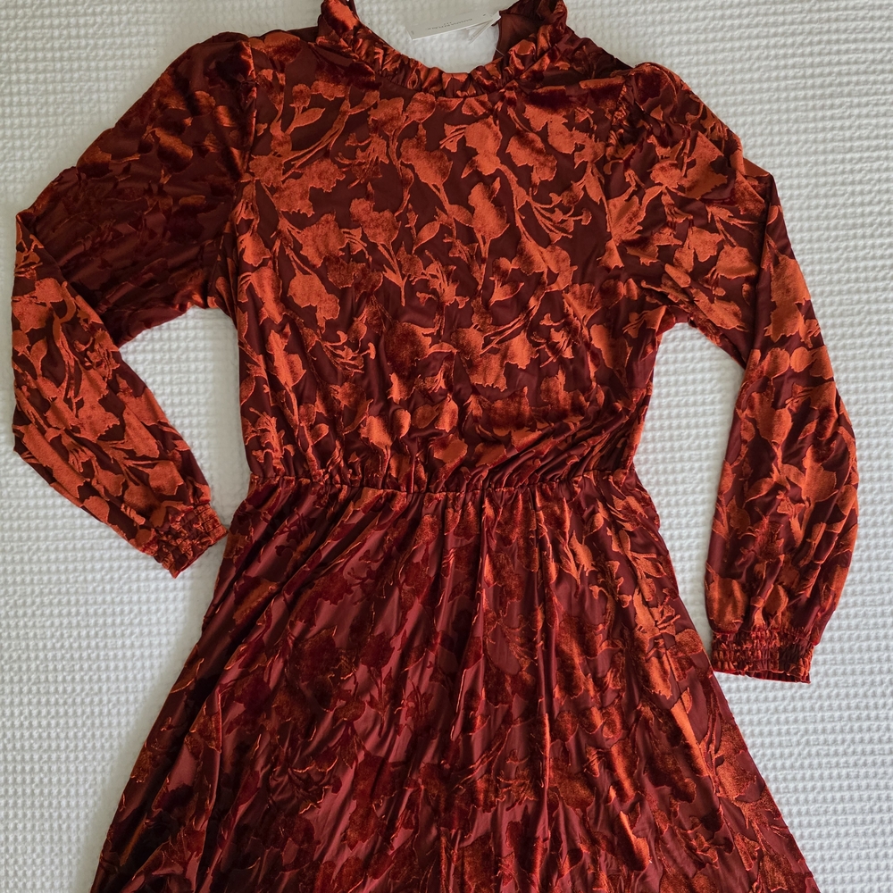 NEW Banana Republic Red Floral Long Sleeve Dress size M medium New